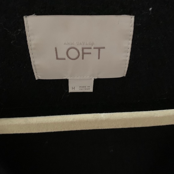 Crop Loft Bouclé jacket size M - Picture 2 of 3